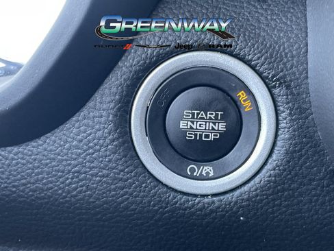 Used 2025 RAM 1500 Big Horn RWD image 30