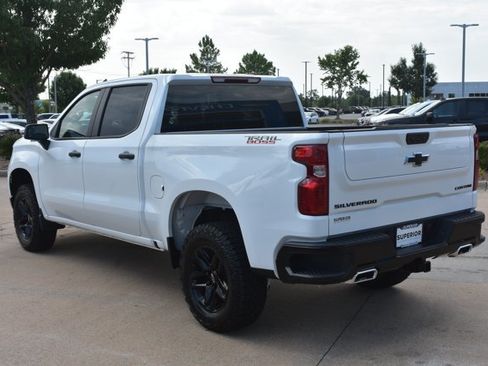New 2026 Chevrolet Silverado 1500 Custom Trail Boss w/ LPO, Dark Essentials Package AWD/4WD image 9