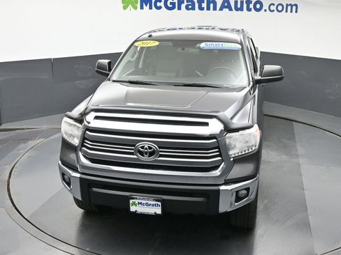 Used 2017 Toyota Tundra SR5 AWD/4WD image 23