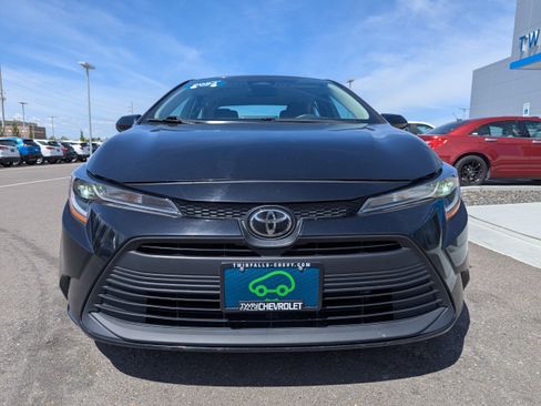 Used 2024 Toyota Corolla LE FWD image 5