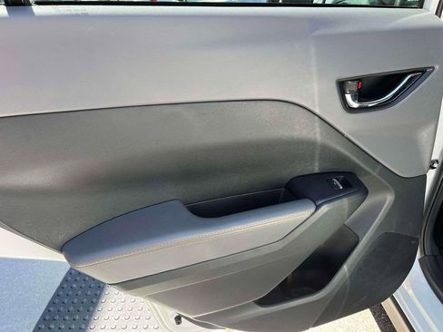 Used 2024 Subaru Crosstrek 2.5i Limited w/ Crosstrek Mirror Package AWD/4WD image 15