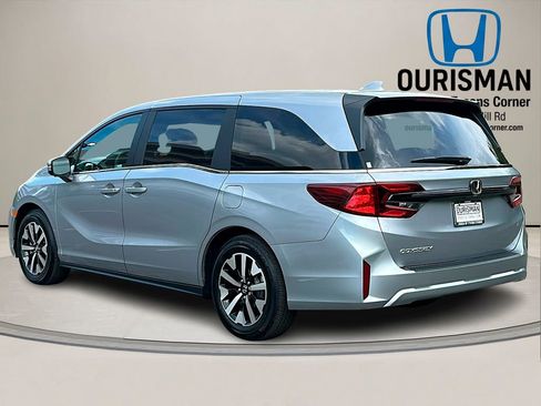 Certified 2026 Honda Odyssey EX-L image 3
