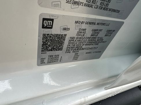 Certified 2026 GMC Sierra 1500 AT4 w/ AT4 Premium Package image 30