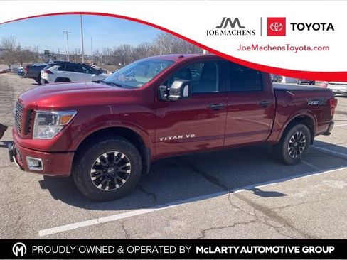Used 2019 Nissan Titan PRO-4X w/ Pro-4x Convenience Package image 1