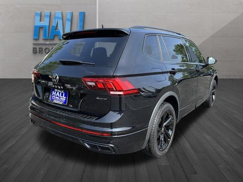 Certified 2024 Volkswagen Tiguan SE R-Line AWD/4WD image 6