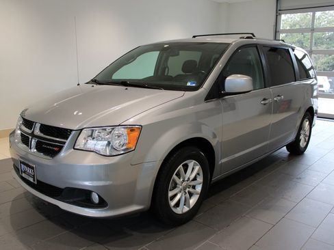 Used 2019 Dodge Grand Caravan SXT image 13