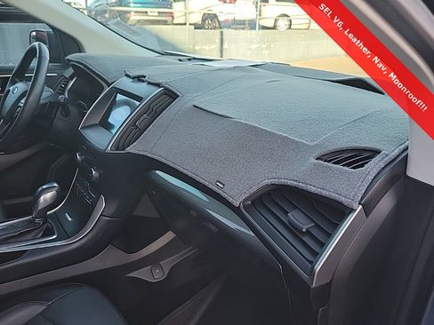 Used 2018 Ford Edge SEL w/ Equipment Group 201A image 42