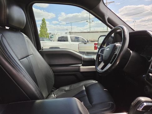 Used 2018 Ford F150 Lariat w/ Equipment Group 502A Luxury AWD/4WD image 37