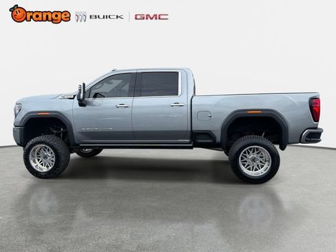 Used 2024 GMC Sierra 2500 Denali w/ Denali Reserve Package AWD/4WD image 6
