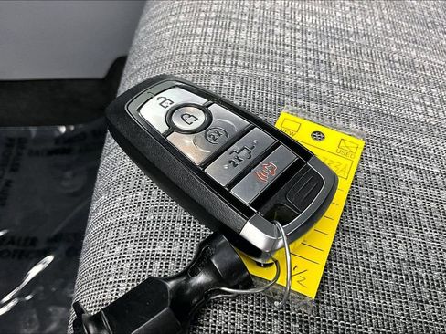 Certified 2021 Ford F150 XLT w/ Equipment Group 302A High image 11