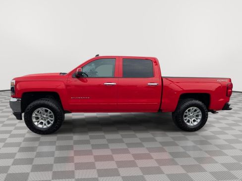 Used 2017 Chevrolet Silverado 1500 LT w/ All Star Edition AWD/4WD image 2