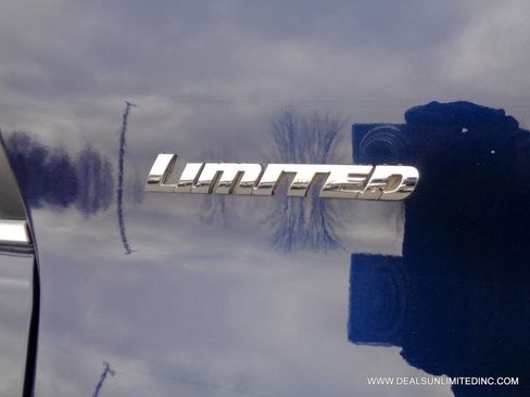 Used 2015 Toyota 4Runner Limited image 6