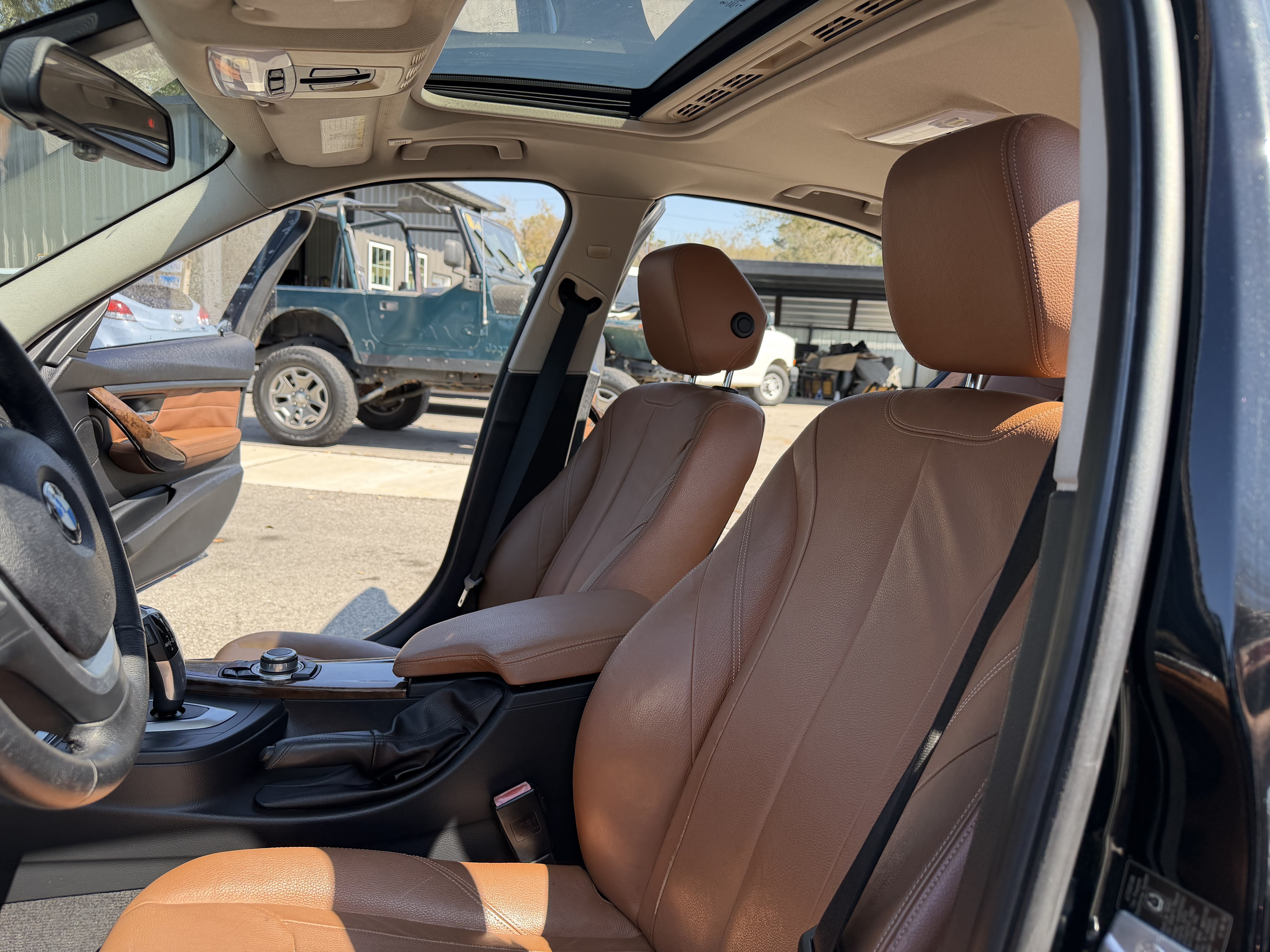 Used 2013 BMW 328i Sedan RWD image 17