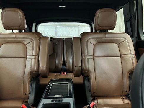 Used 2020 Lincoln Aviator Reserve w/ Equipment Group 202A image 15