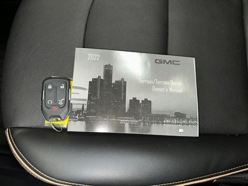 Certified 2022 GMC Terrain AT4 w/ Infotainment Package II image 4