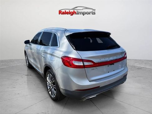 Used 2016 Lincoln MKX Reserve w/ Technology Package AWD/4WD image 7