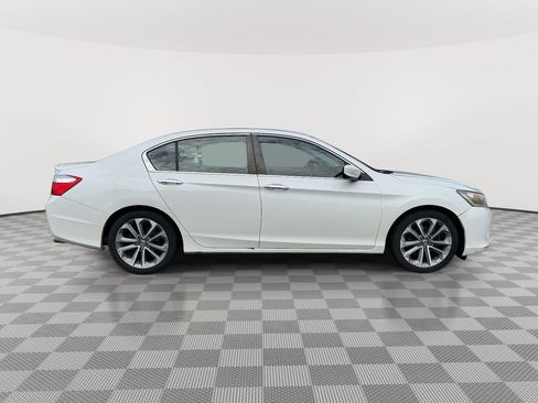 Used 2014 Honda Accord Sport image 8