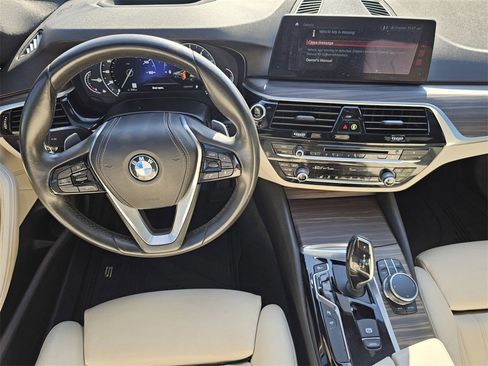Used 2017 BMW 530i 530i image 18