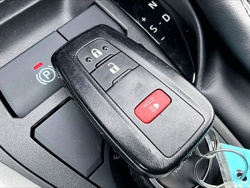 Certified 2025 Toyota RAV4 XLE image 15