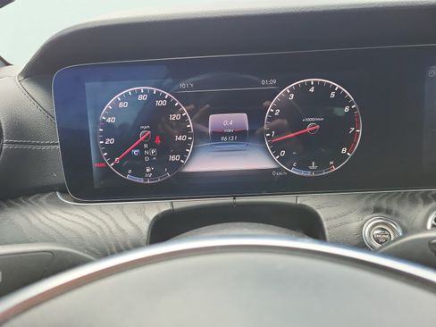 Used 2018 Mercedes-Benz E 400 4MATIC Coupe image 28