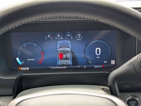 Used 2025 Ford F350 Platinum w/ FX4 Off-Road Package image 20