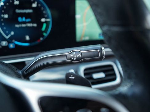 Used 2020 Mercedes-Benz GLE 350 w/ Premium Package image 31