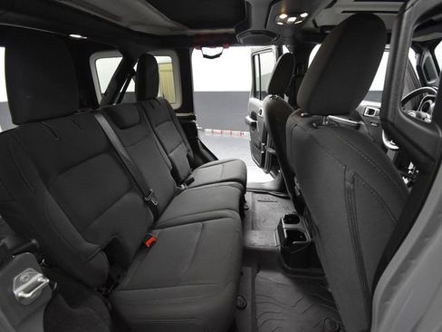 Used 2019 Jeep Wrangler Unlimited Sport image 43