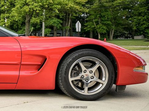 Used 2002 Chevrolet Corvette Convertible w/ Preferred Equipment Group2 RWD image 11