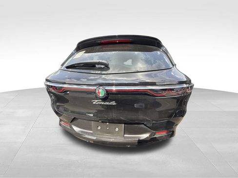 Used 2024 Alfa Romeo Tonale Veloce w/ Active Assist Package AWD/4WD image 3