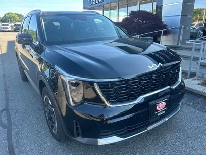 Used 2024 Kia Sorento S w/ Panoramic Sunroof Package