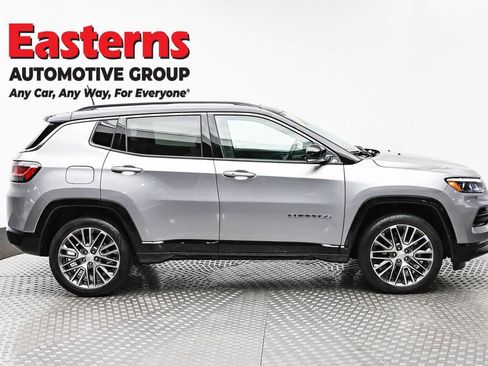 Used 2022 Jeep Compass Limited w/ Elite Group image 4
