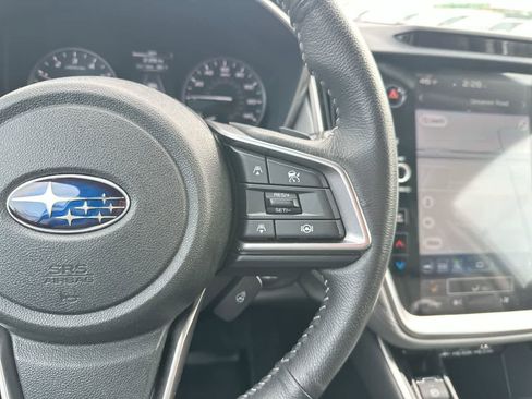 Certified 2025 Subaru Outback Limited image 30