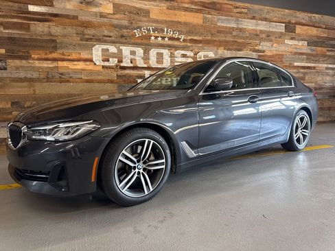Used 2022 BMW 530i xDrive w/ Convenience Package image 7