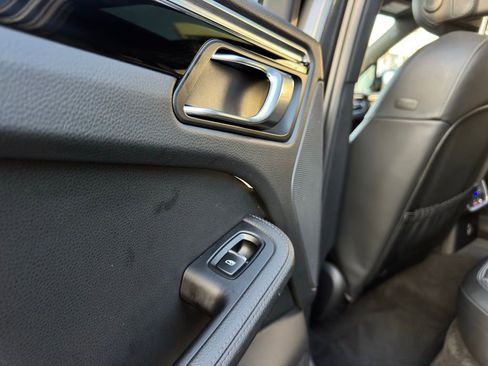 Used 2023 Porsche Macan S image 41