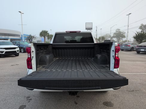 Used 2024 Chevrolet Silverado 1500 Custom image 27