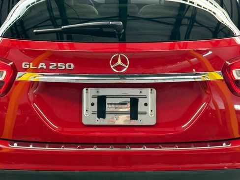 Used 2017 Mercedes-Benz GLA 250 image 11