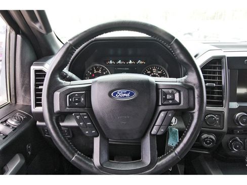Used 2018 Ford F150 XLT w/ Equipment Group 302A Luxury AWD/4WD image 14