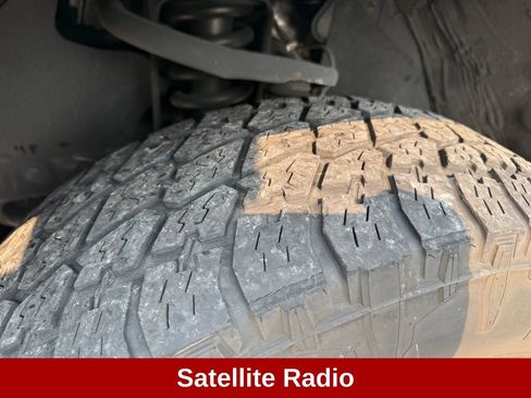 Used 2019 Toyota Tacoma SR5 RWD image 12