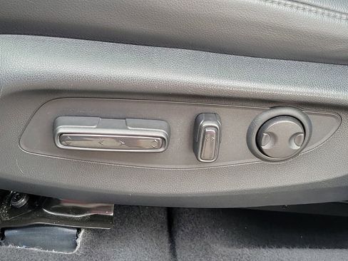 Used 2023 Honda CR-V EX-L image 24