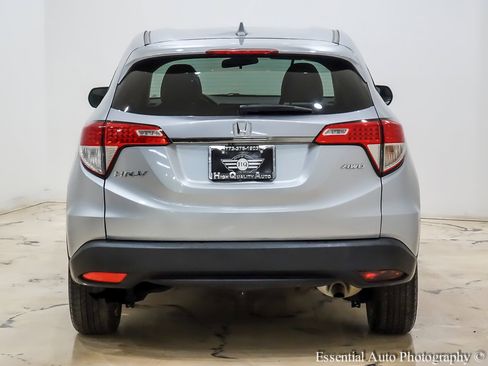 Used 2019 Honda HR-V LX image 7