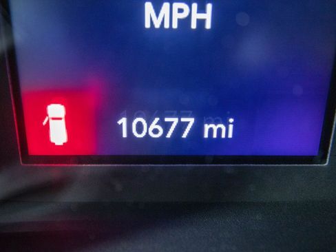 Used 2024 Jeep Wrangler Willys image 22