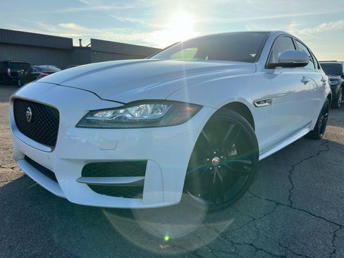 Used 2016 Jaguar XF R-Sport image 2