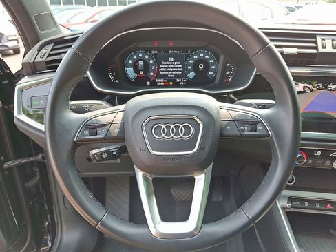 Used 2024 Audi Q3 2.0T Premium image 19