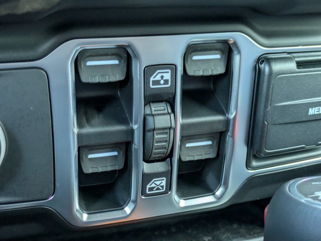 New 2026 Jeep Wrangler Unlimited Sahara AWD/4WD image 26