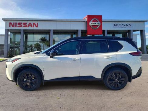 Certified 2023 Nissan Rogue SV w/ SV Premium B Package image 8