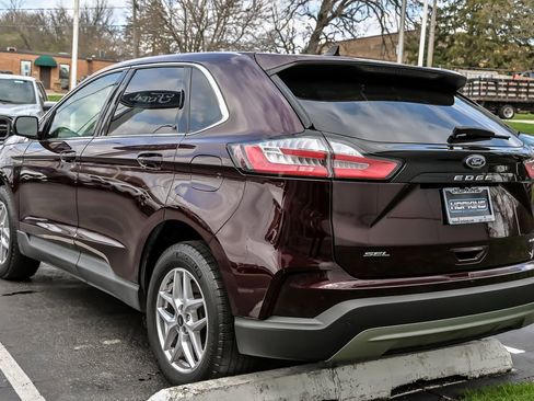 Certified 2024 Ford Edge SEL w/ Convenience Package image 7