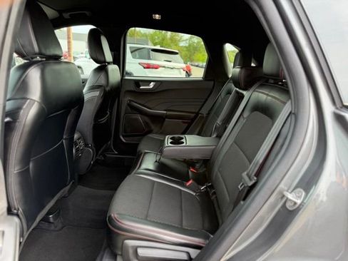 Used 2025 Ford Escape ST-Line AWD/4WD image 13