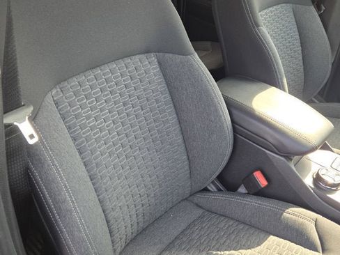 Used 2024 Ford Ranger XLT w/ FX4 Off-Road Package image 8