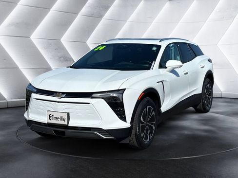 Certified 2024 Chevrolet Blazer EV LT AWD/4WD image 1
