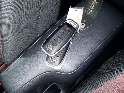 Used 2025 Nissan Versa SR w/ Trunk Package FWD image 14